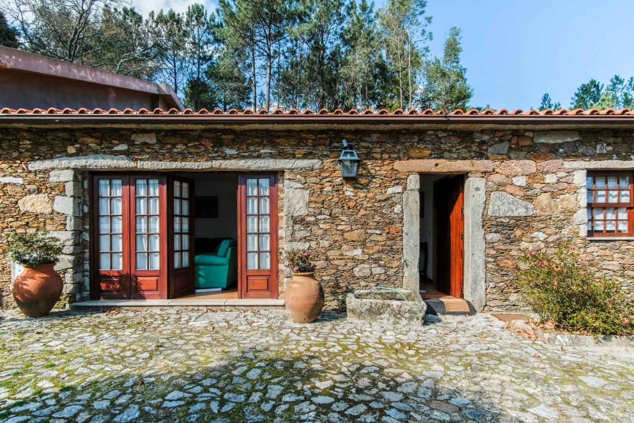 Deville Luxury Retreat 卡米尼亚 外观 照片