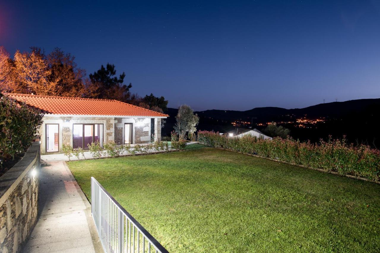 Deville Luxury Retreat 卡米尼亚 外观 照片